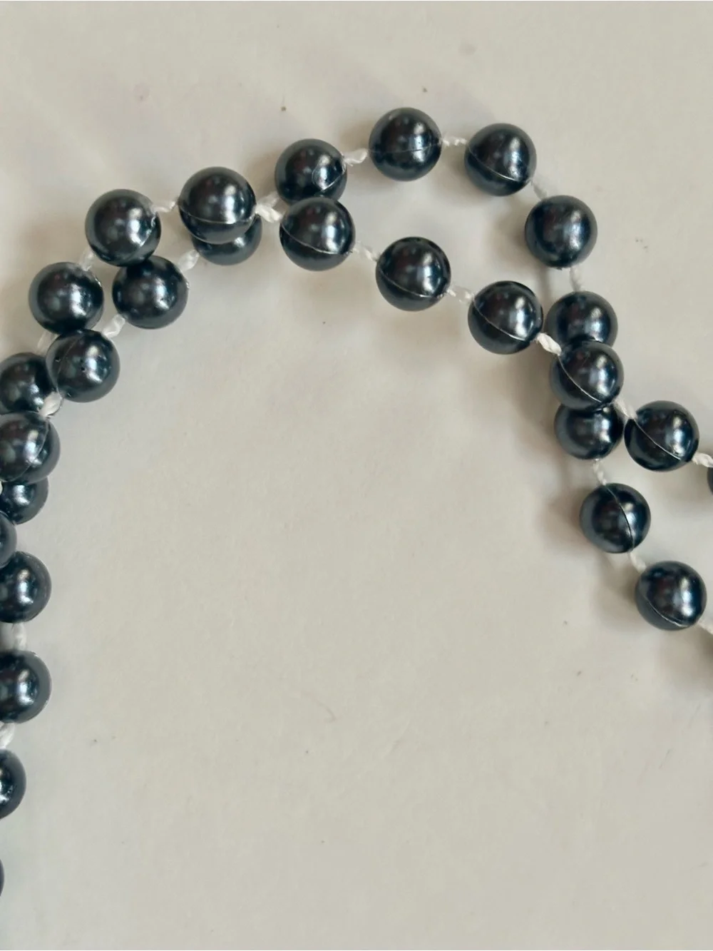 Vintage estate sale Classic Black Pearl Beaded Necklace -